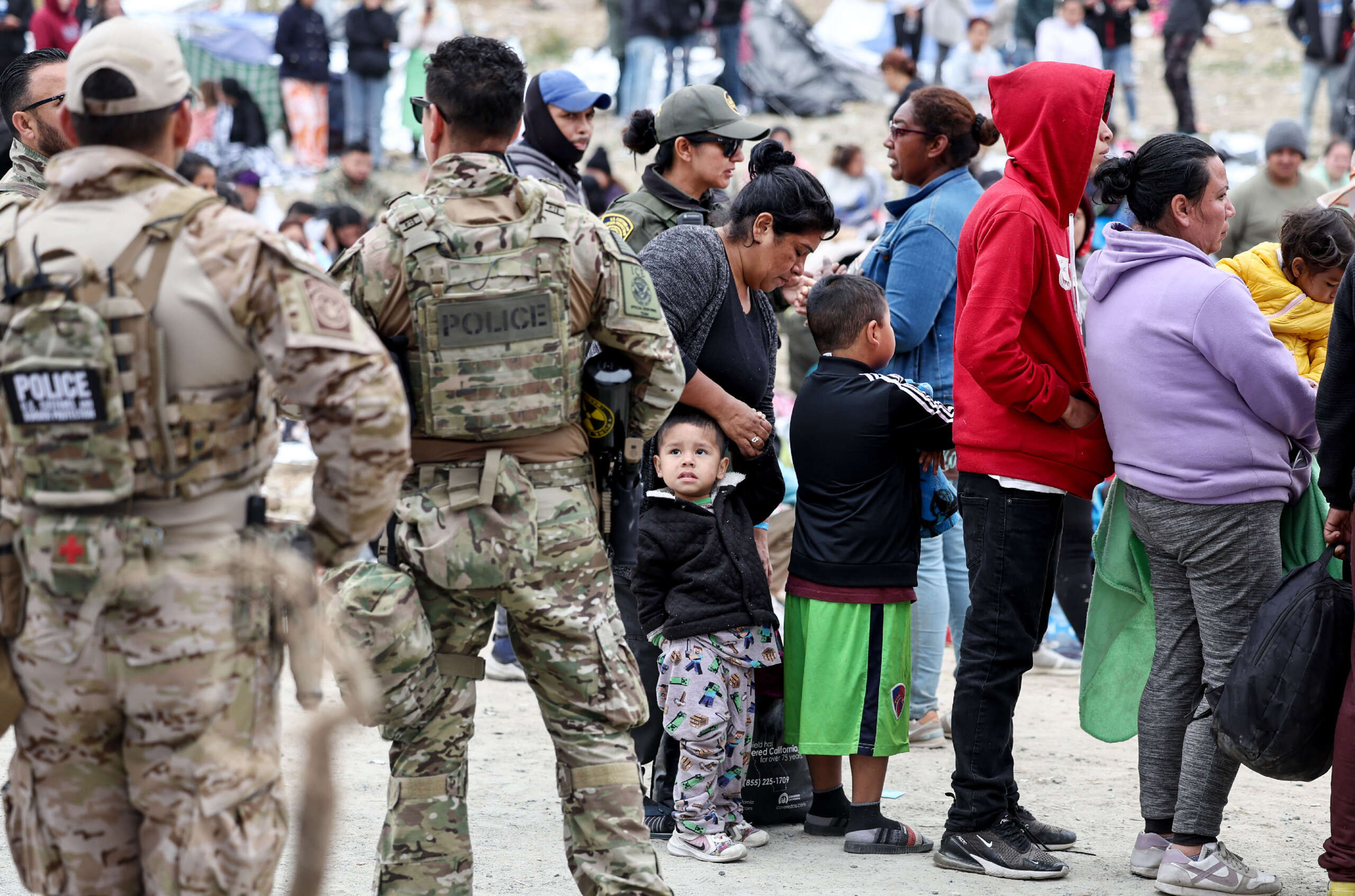 Un juge fédéral bloque l’interdiction d’asile de Biden qui met les migrants en « grave danger »