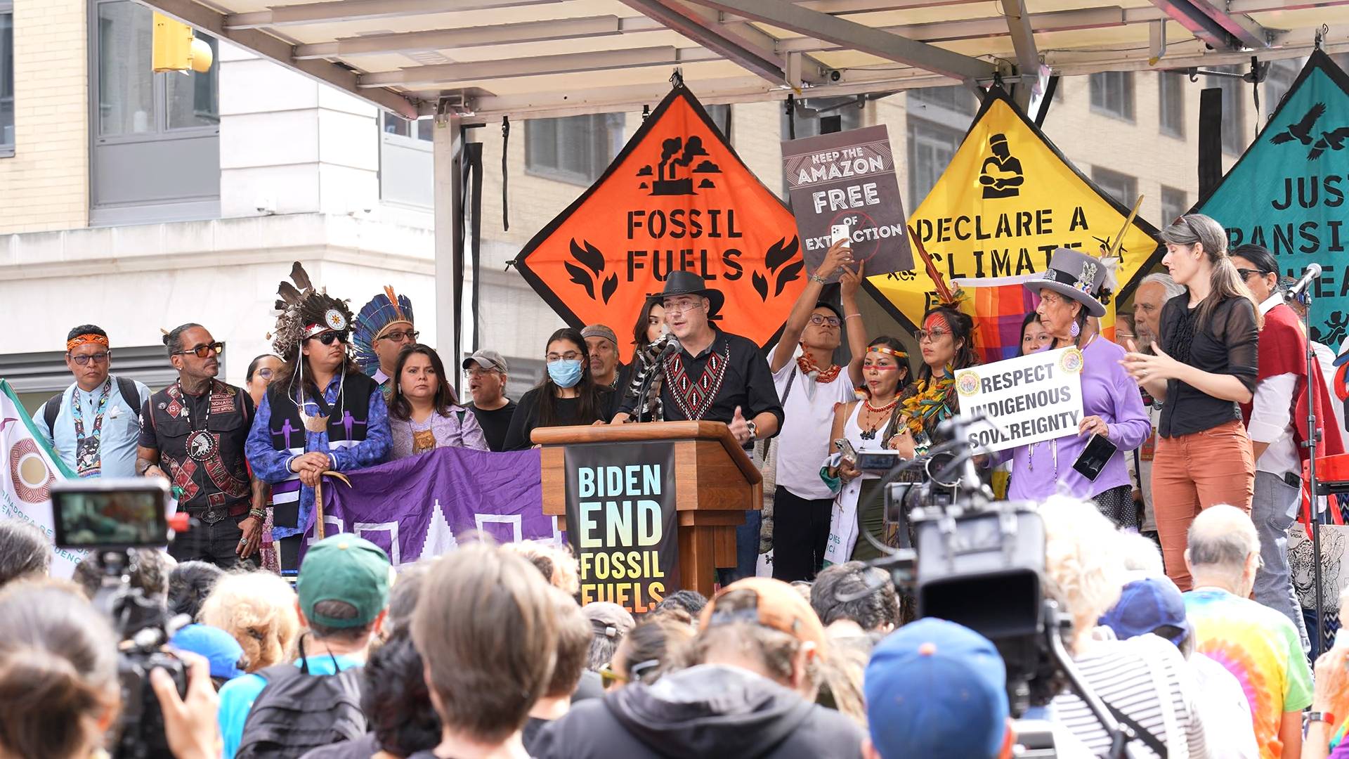 Les militants de première ligne, de la jeunesse et du travail exigent que Biden agisse maintenant sur la crise climatique