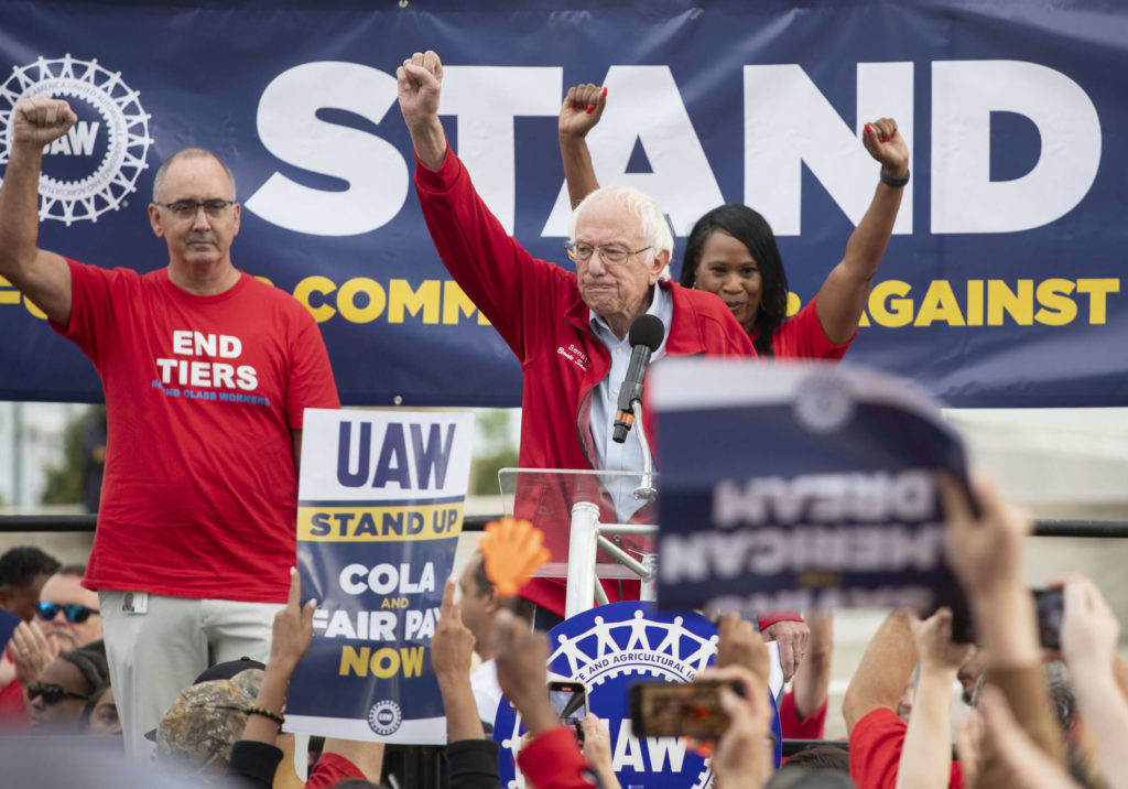 Bernie Sanders aux trois grands constructeurs automobiles : « Il est temps pour vous de mettre fin à votre cupidité »