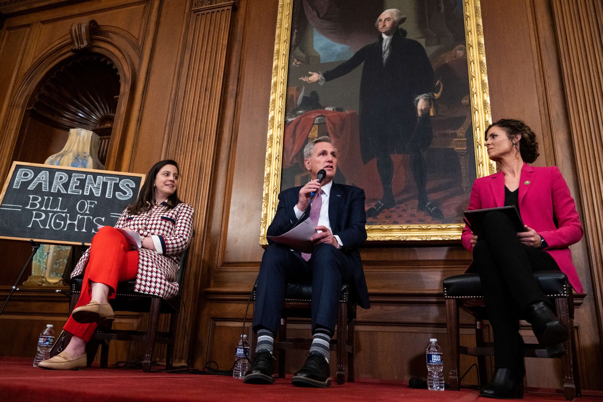 L'AOC critique le GOP pour avoir interdit le livre pour enfants « La vie de Rosa Parks » parce qu'il était « réveillé »