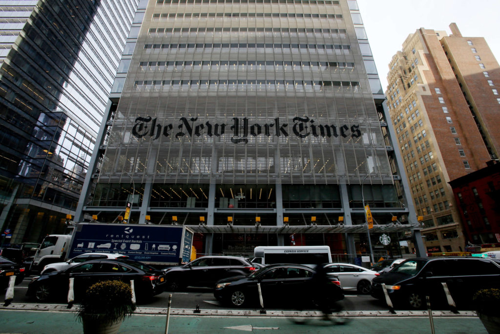 Le New York Times répond aux critiques concernant les préjugés anti-trans en faisant taire ses propres journalistes