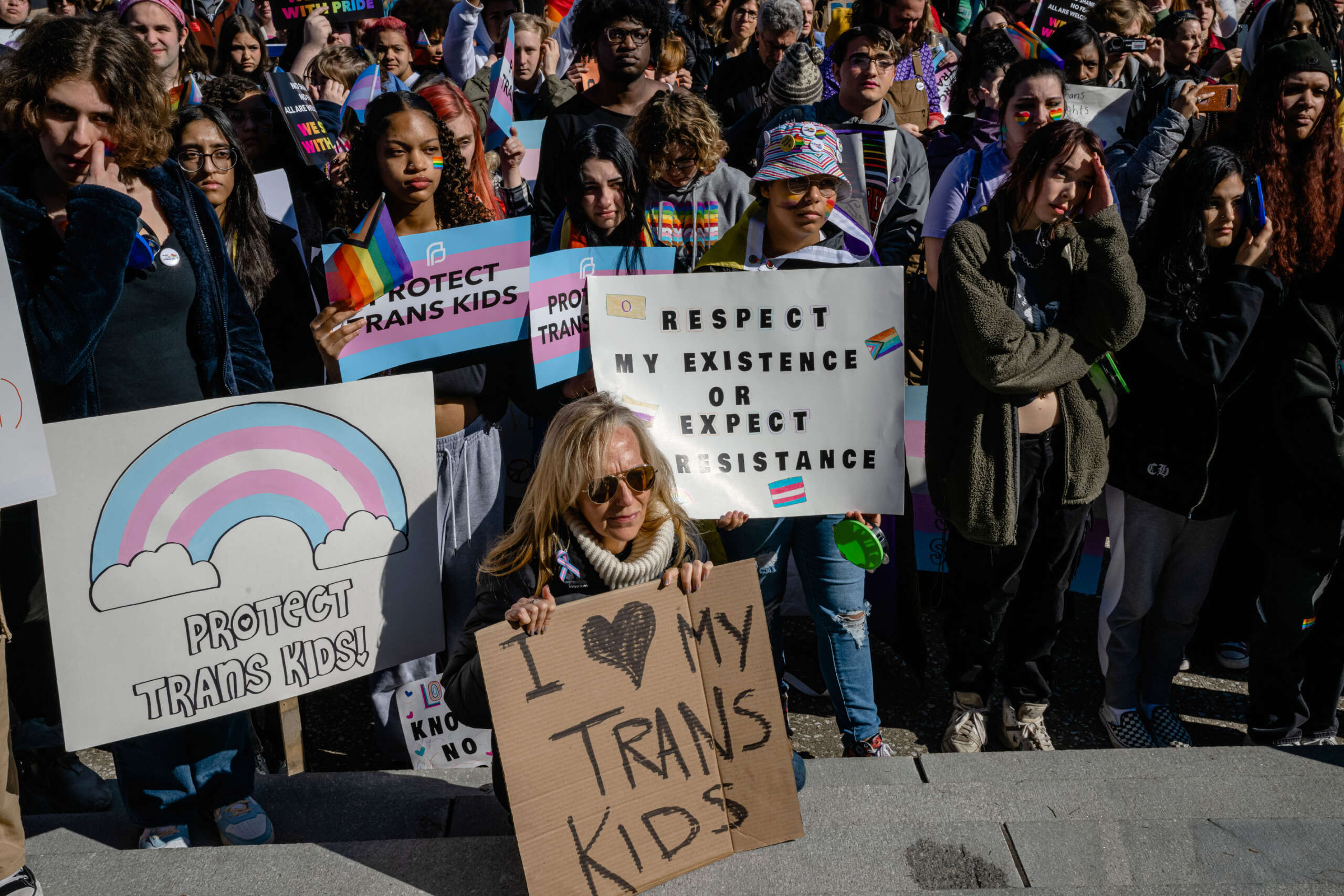 Les jeunes autistes et ceux souffrant de problèmes de santé mentale sont la cible des lois anti-trans