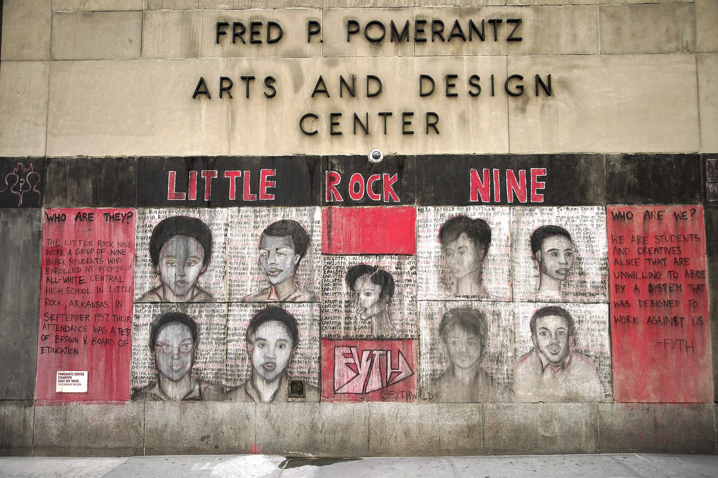 Les membres de Little Rock 9 Blast décident de restreindre le cours d'histoire des Noirs de l'AP