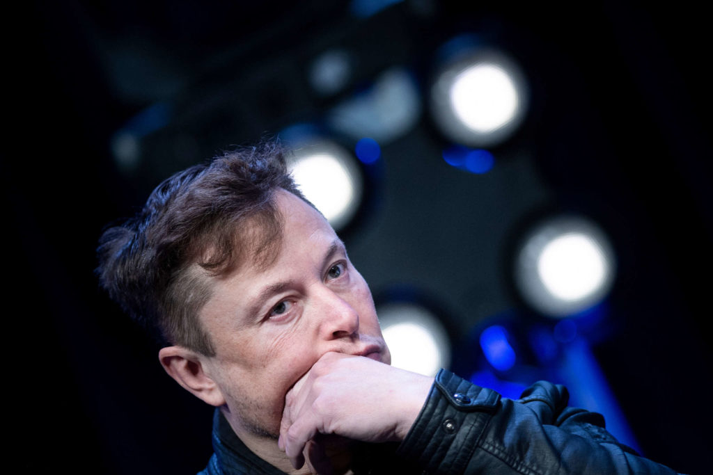 Les organismes de surveillance de la liberté d'expression condamnent Elon Musk pour avoir suspendu des journalistes de Twitter