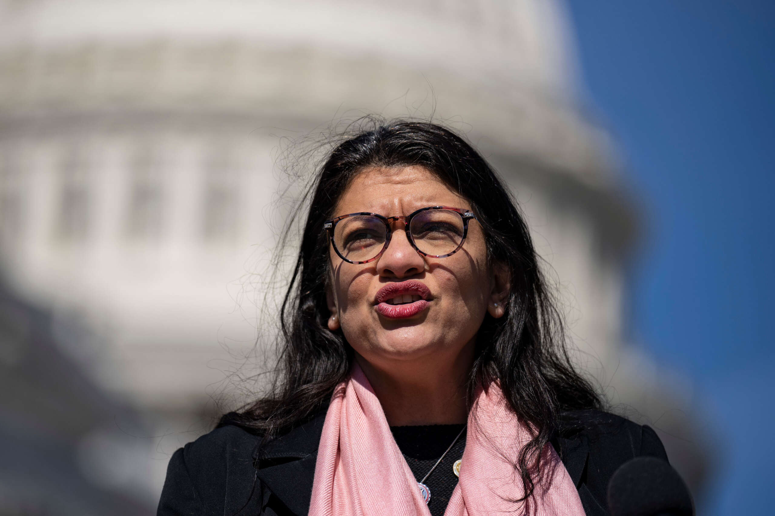 Tlaib présente un projet de loi interdisant aux dettes médicales d'apparaître dans les rapports de crédit