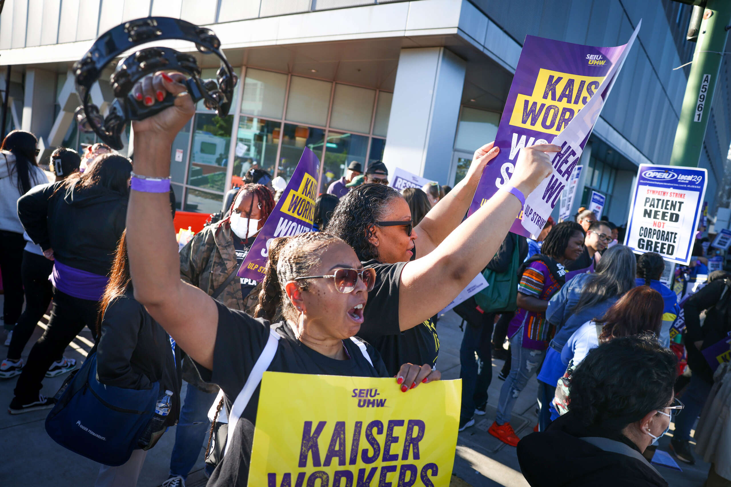 Après une grève historique, les syndicats concluent un accord de principe avec Kaiser Permanente