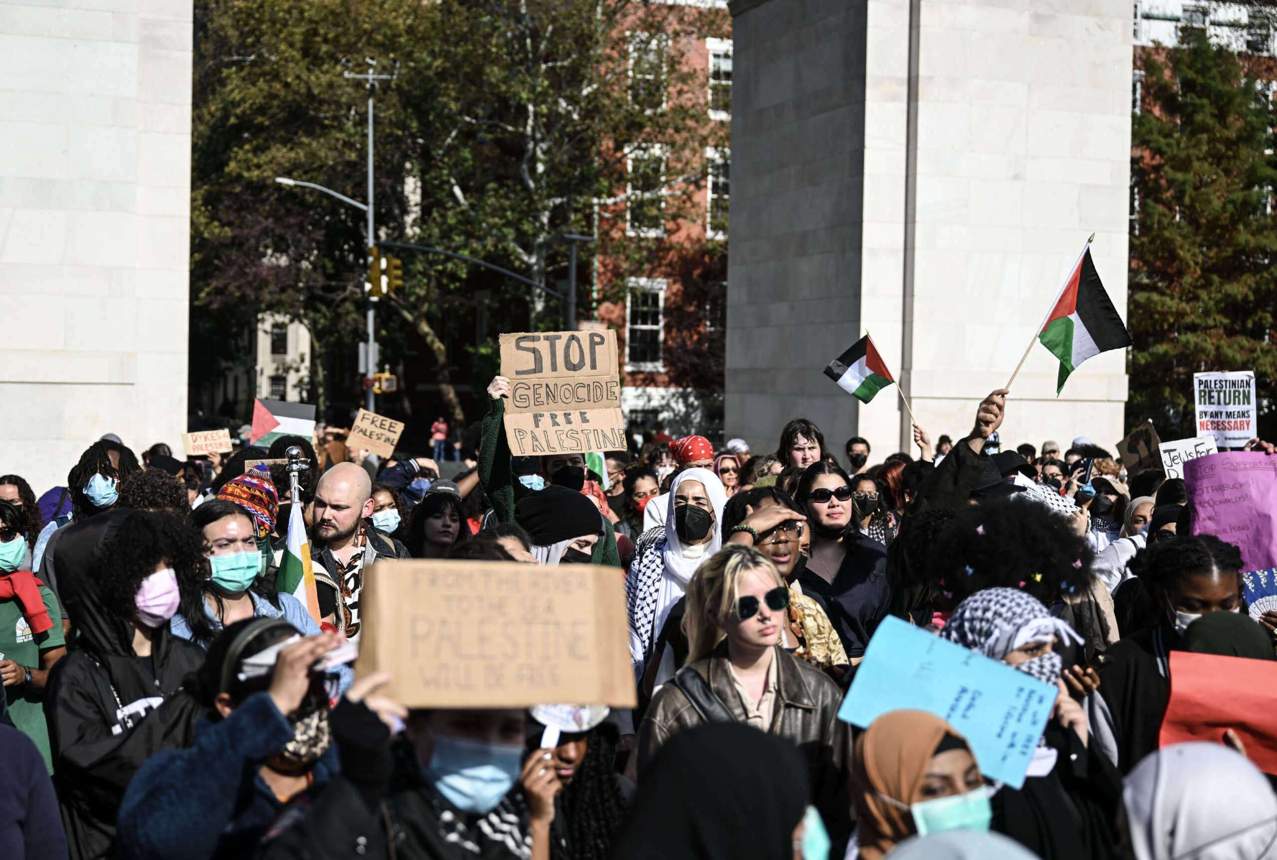 Les candidats républicains à la présidentielle menacent de révoquer les visas des étudiants pro-palestiniens