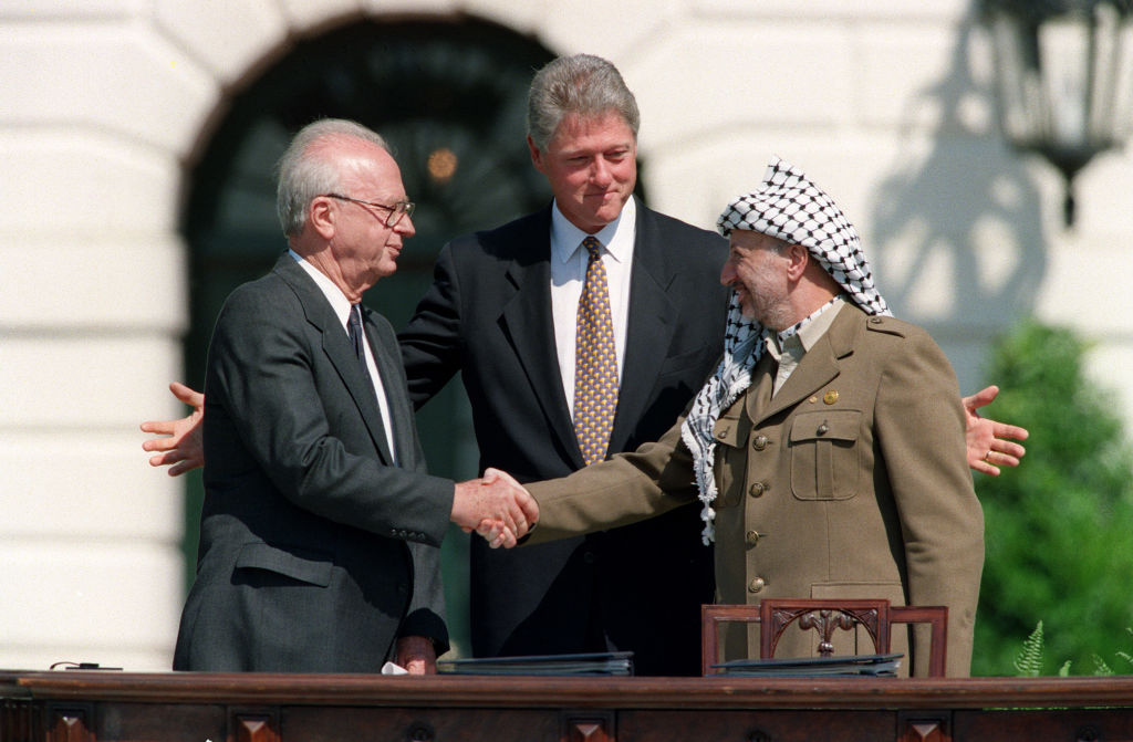 Les accords d'Oslo ont été signés il y a 30 ans.  Ils ont tué la solution à deux États.