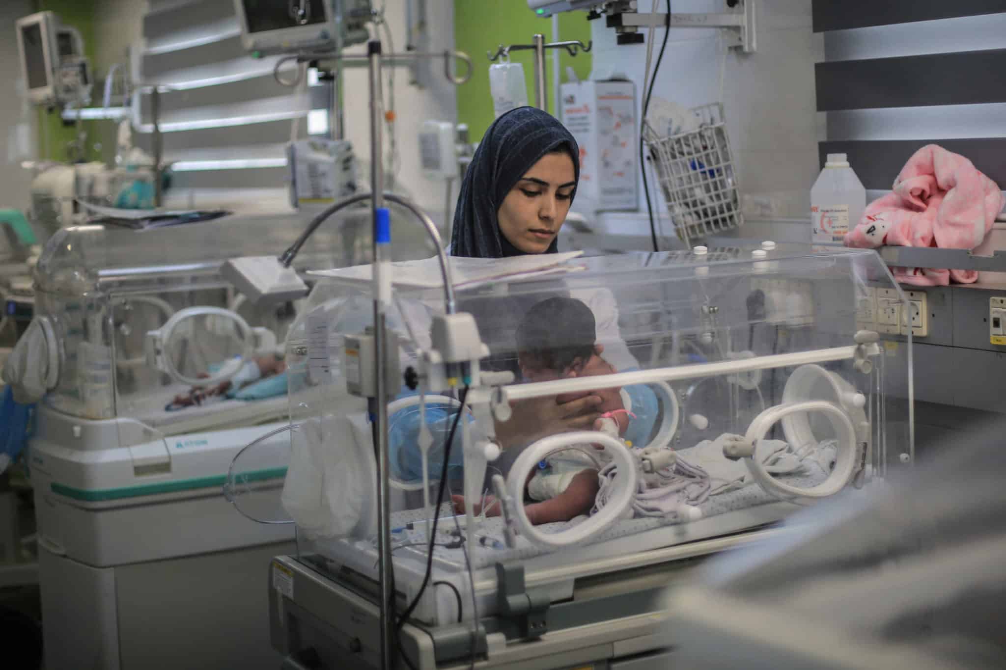 Des nouveau-nés à Gaza meurent de causes évitables en raison du siège israélien, selon Oxfam