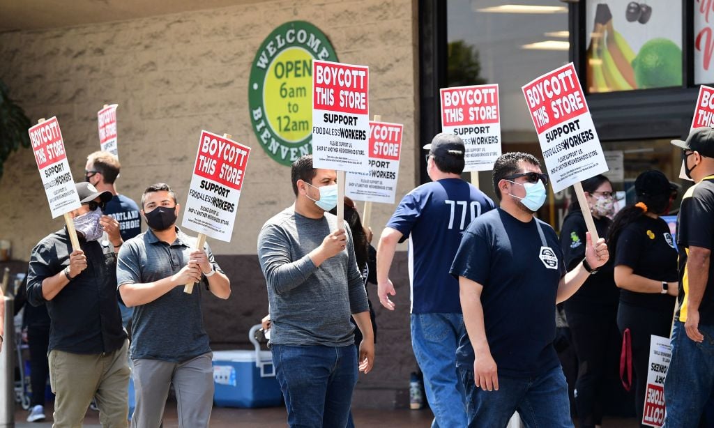 Une vague de réformes progressistes déferle sur les grands syndicats.  Les TUAC sont-elles les prochaines ?