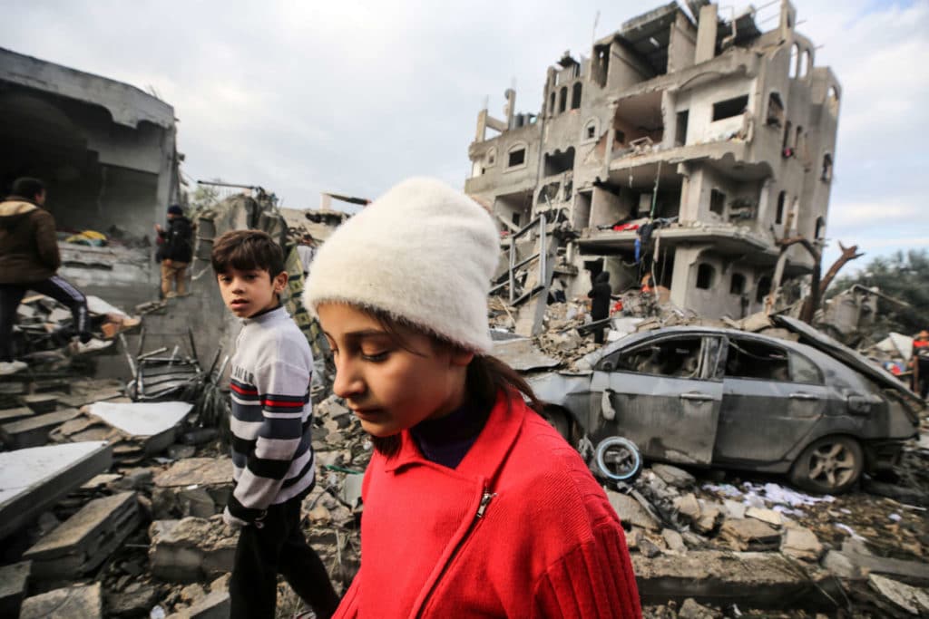 Alors que 70 pour cent des maisons de Gaza sont détruites, Biden approuve la vente d’armes à Israël pour 147 millions de dollars