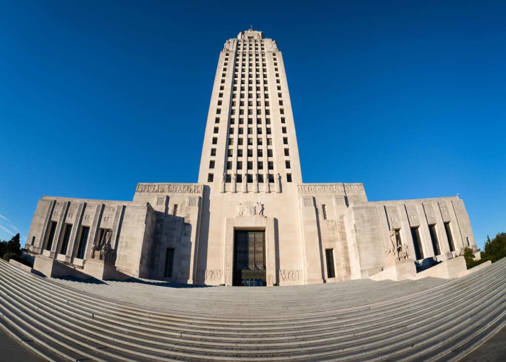 5 enfants trans et leurs familles intentent une action en justice pour bloquer l'interdiction des soins d'affirmation de genre en Louisiane