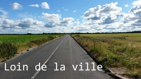 Routes-Loin-de-la-ville